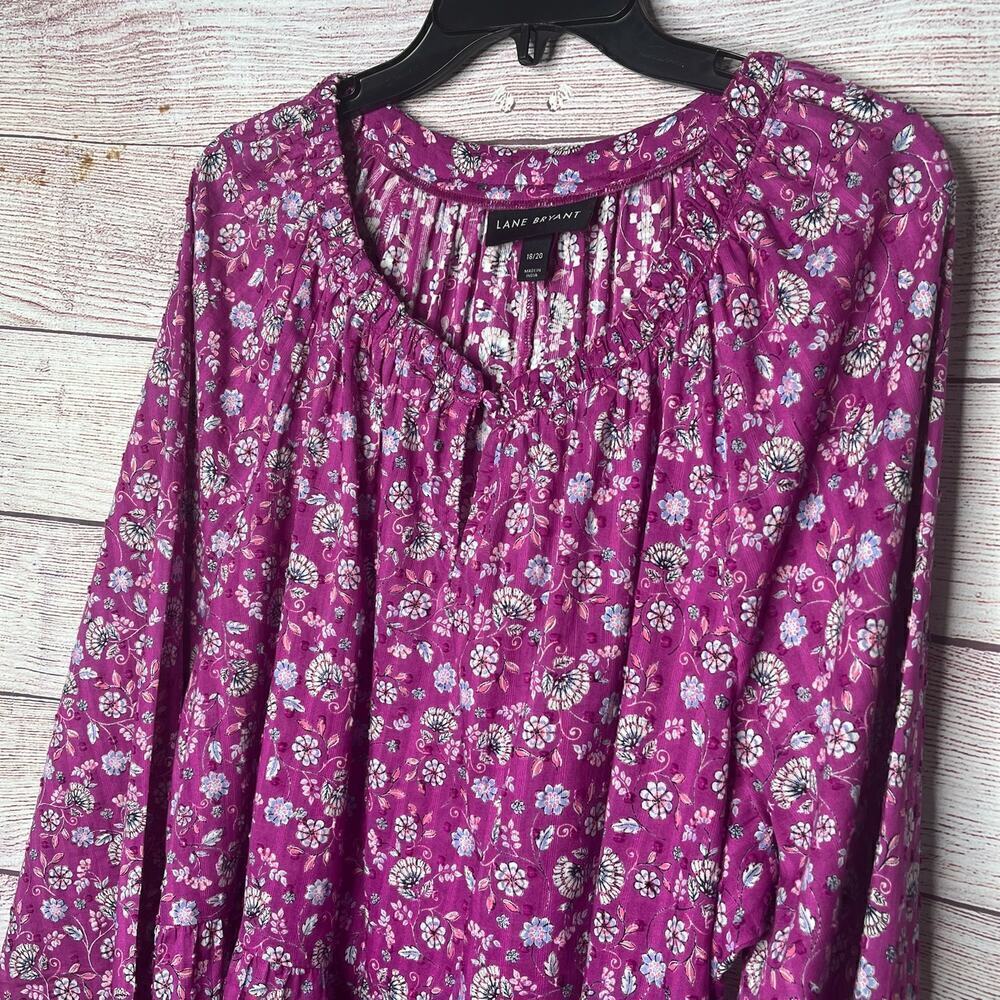 Lane Bryant Purple Ditzy Floral Swiss Dot Peplum Keyhole Top Size 18/20 Plus - Picture 12 of 14